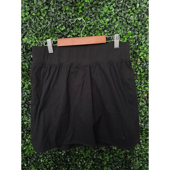 The North Face Dresses & Skirts - The North Face Skort, women’s size M